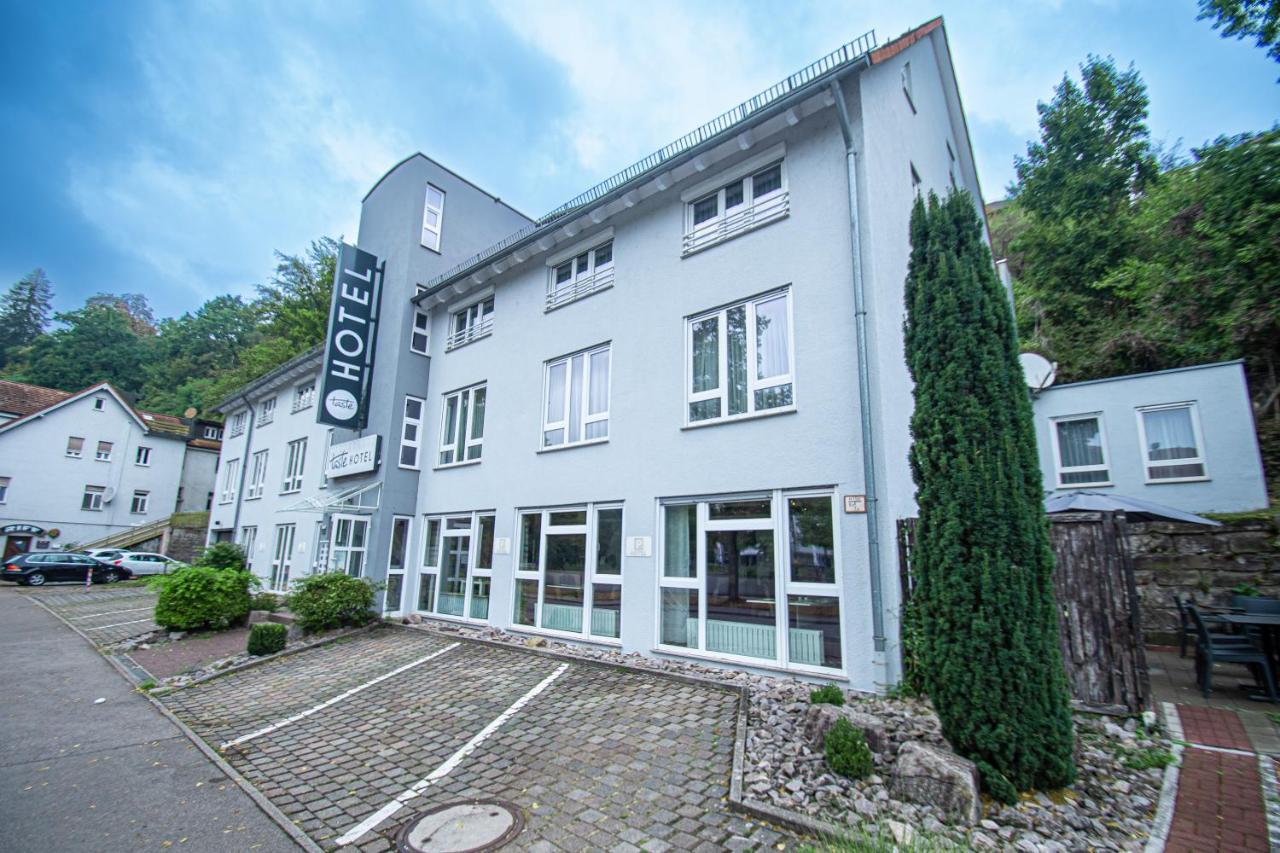 Taste Smart Hotel Бакнанґ Екстер'єр фото