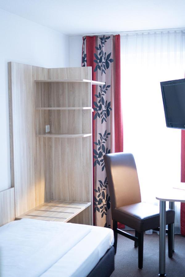 Taste Smart Hotel Бакнанґ Екстер'єр фото