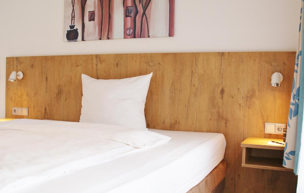 Taste Smart Hotel Бакнанґ Екстер'єр фото